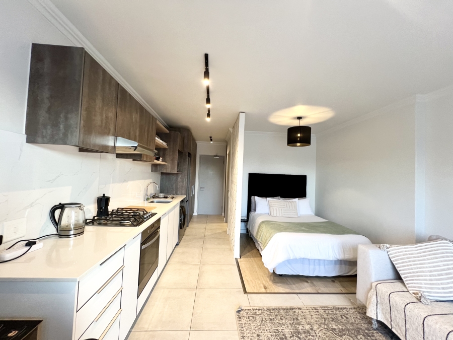 1 Bedroom Property for Sale in Table View Western Cape
